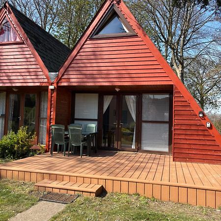Kingsdown Chalet Deal Exterior photo